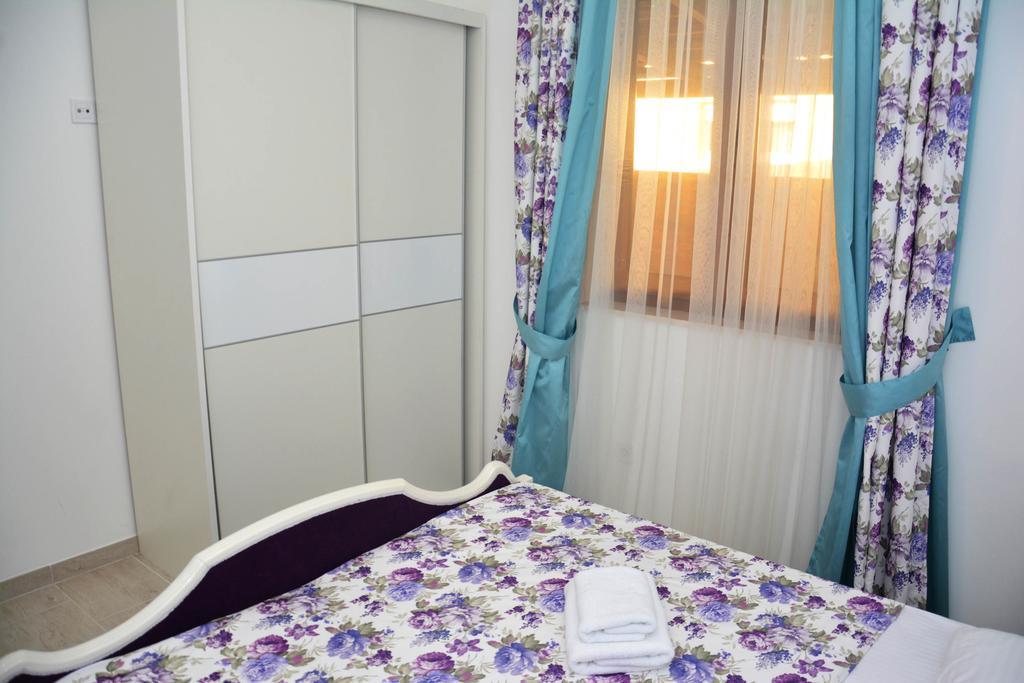 Wukovic Apartments Tivat Exteriör bild