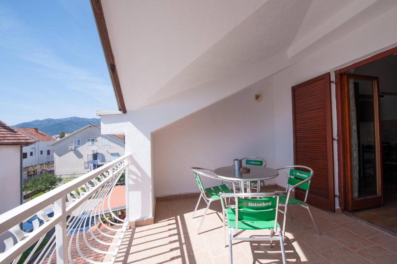 Wukovic Apartments Tivat Exteriör bild